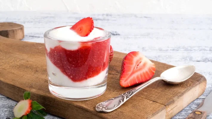 Panna Cotta Dâu Tây